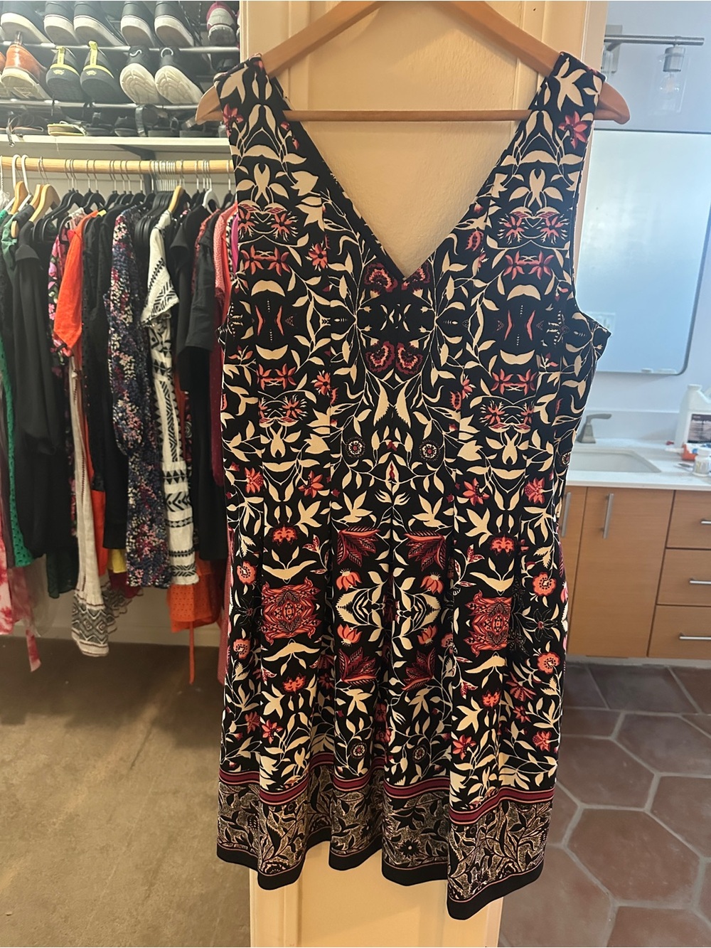 Vince Camuto Black, Cream & Pink Floral V-Neck Mini Dress - Picture 3 of 4
